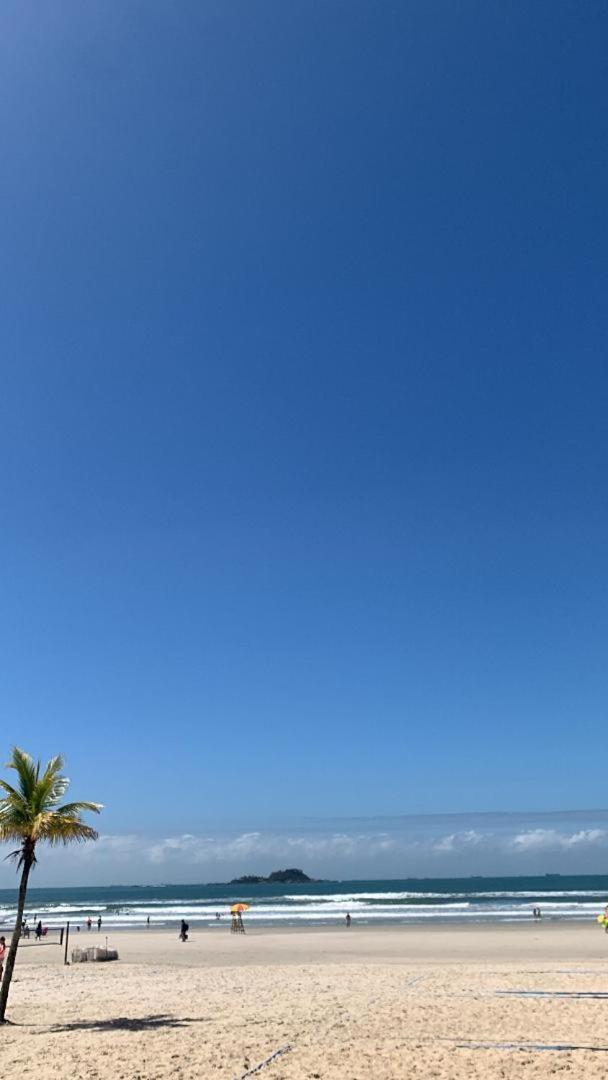 Apto Amplo Proximo Casa Grande * Guaruja